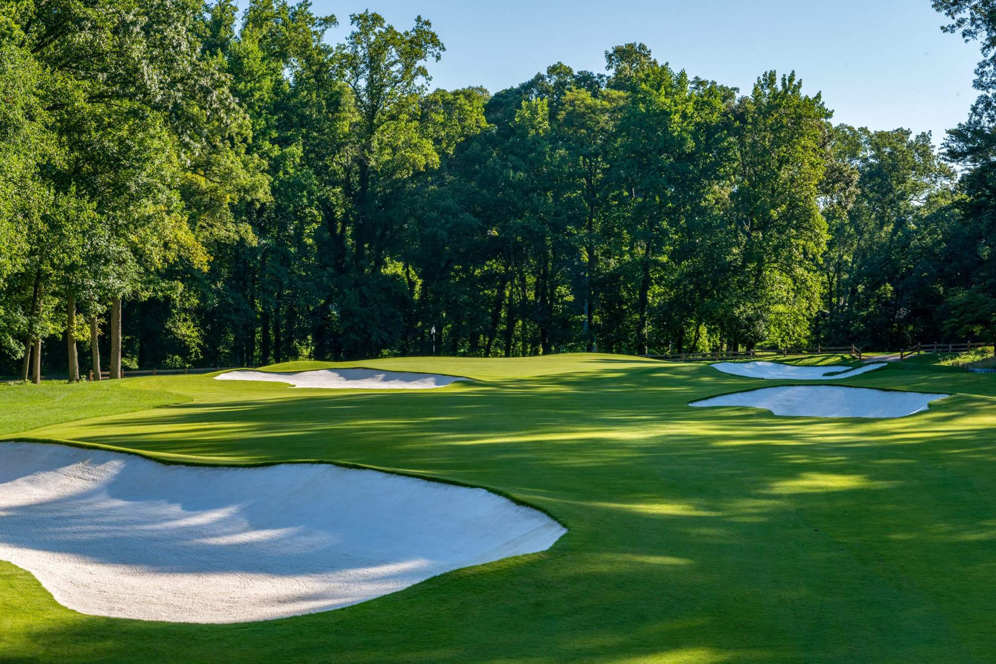 Hole 2 Chartwell Country Club